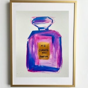 Gold Chanel °5 with frames